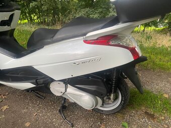 Honda S Wing 125 - 7