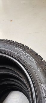 1ks 215/60/17C Nokian Snowproof, DOT 1621, vzorek 7.5mm. - 7