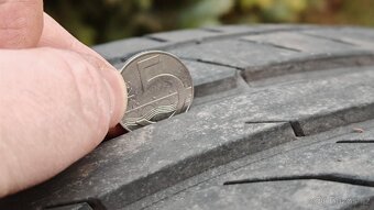 Letní pneu Continental 245/40 R19 - 7