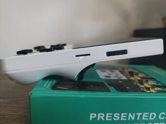 Handheld konzole R36Max (+18500 her) - 7