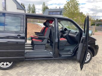 Volkswagen Multivan 2,5 TDi 128kW 7 Míst - 7