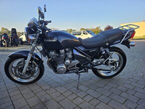 Kawasaki 550 Zephyr - 7