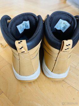 Nike Manoa šněrovací boty UNISEX Vel.40,5 - 7