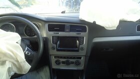 vw volkswagen golf 7 1,2tsi 77kw Rozprodám na náhradní díly - 7