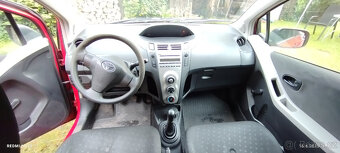 Toyota Yaris 1.0 - 7