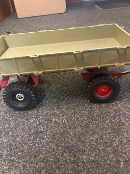 ANKER starý velký traktor s vlečkou - 7