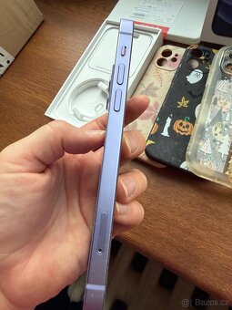 Prodám iPhone 12 128GB - 7
