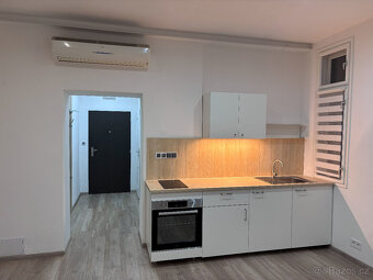 Pronájem světlého 1+kk u městského parku - Nový Bohumín - 7