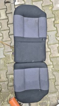 Sedačky VW Golf 4 3dv. - 7