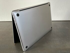 MacBook Pro 16" 2019 Silver i7 / 500GB SSD - 7