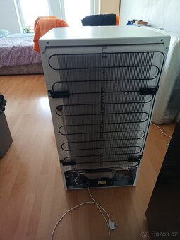 Prodám lednici Electrolux ERF1904FOW velmi zachovalý stav - 7