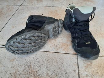Adidas trekové boty - 7