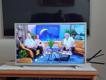 Smart TV Philips 32PFS5823 - úhlopříčka 81cm,Wi-Fi, DVBT2 - 7