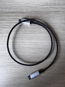 Bang & Olufsen Beoplay E11 - 7