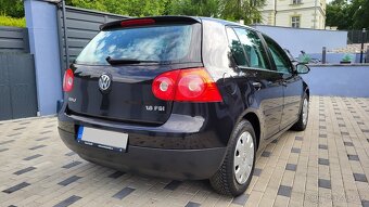 Volkswagen Golf V 1,6 FSI - 85kw. PĚKNÝ STAV - NOVÁ STK - 7