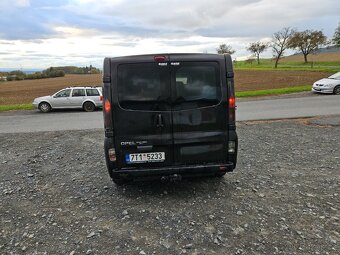Opel vivaro 1.9 cdti 74kw r.v 2006 5mist - 7