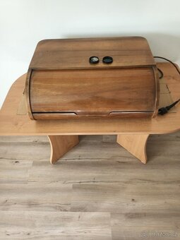 Prodám starý gramofon. Funkční. - 7