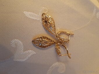 Luxusní visící pozlacené náušnice - 7