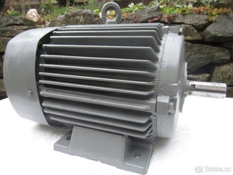 NEPOUŽITÝ elektromotor 380V.4kw-1440ot.nejen na CIRKULÁRKU. - 7