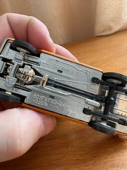 Kovový model Volha Aeroflot vyrobeno v CCCP - 1/43 - 7