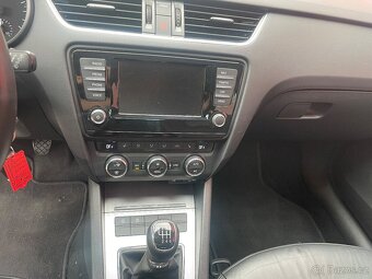 Škoda Octavia kombi 2.0 TDi 110 kW - 7