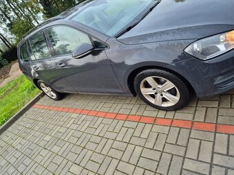 Volkswagen Golf 2.0 TDI 110kW manuál DOBRÝ STAV - 7