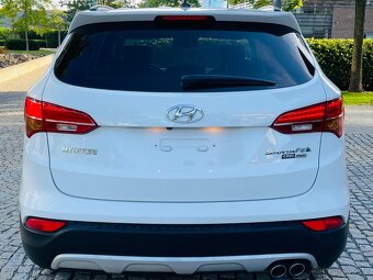 Hyundai Santa Fe 2.2CRDi 145KW 4x4 AUT VÝHŘEV KAMERA PREMIUM - 7