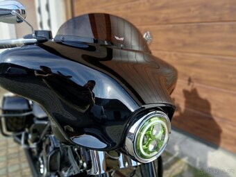 Harley-Davidson FLHX Street Glide 103 - 7