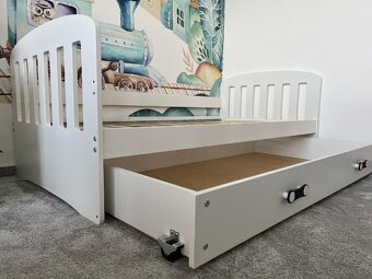 Dětská dřevěná postel 160x80 cm s úložným prostorem - 7
