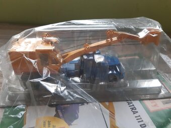 TATRA 111 D - 030 - 7