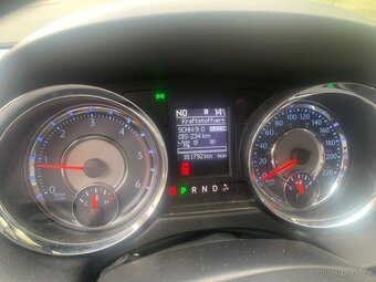 CHrysler Grand Voyager diesel - 7