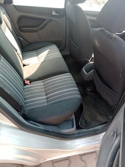 Ford Focus II 1.8tdci díly - 7