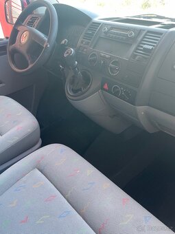 VW Transporter 2,5Tdi 96kw /9míst/ nová stk - - 7