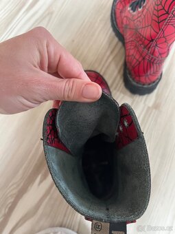 Boty/glady Steel spider web vel.36 - 7