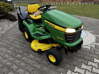 zahradní traktor John Deere X300R - 7