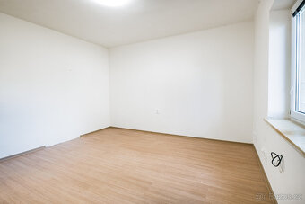 Útulný byt 3+1 k prodeji na ulici Hulvácká, Ostrava, 64 m² - 7