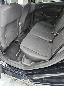 Ford focus ST Line - 7