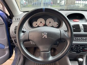 Peugeot 206 1,4i - 7