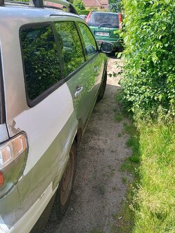 Prodám Mitsubishi Outlander 2,4 i,lpg ,4 x 4 - 7