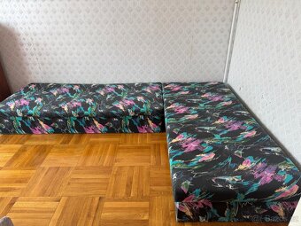 K okamžitému odběru nábytek,postele,sedačka - 7
