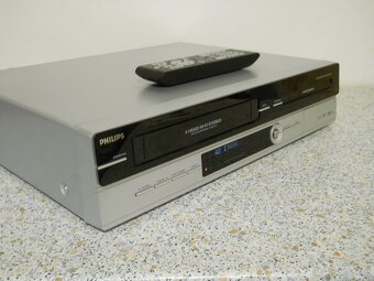 COMBO PHILIPS DVDR3510V/ZÁZNAM Z VHS NA DVD - 7