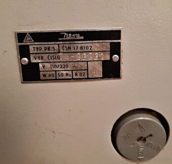 Funkční elektromechanická kalkulačka Nisa PK5 z roku 1974 - 7