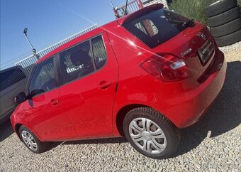 Škoda Fabia 1,2 i KLIMA 57tKm benzín manuál 51 kw - 7