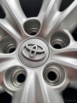 Toyota RAV4  - 4. Generace alu originál sada disku - ET45 - 7