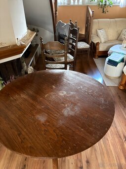 Dřevěný jídelní stůl + 4 židle - klasický styl - 7