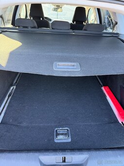 Peugeot 308 2.0 HDI facelift - 7