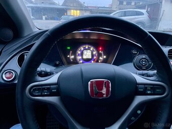 Honda Civic VIII 1.8 i-VTEC - 7