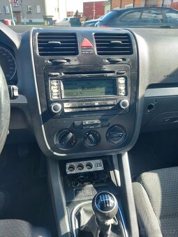 VW JETTA 2,0TDI 103KW - VYMĚNÍM - 7