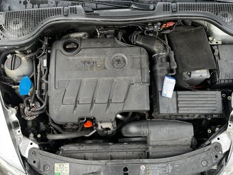 Škoda Octavia combi 2.0 TDI RS - 7