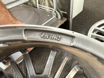 alu kola r19 5×120 na BMW (E90, E91, E92, E93) - 7